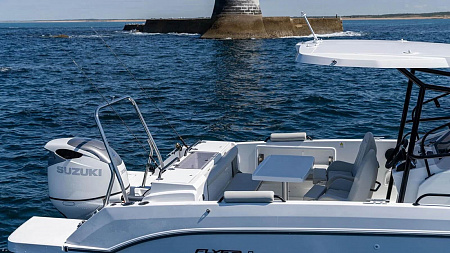 Катер Beneteau Flyer 8 Spacedeck